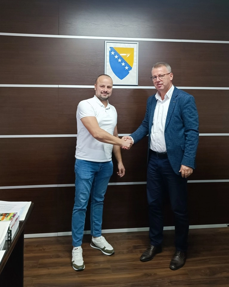 Upriličeno potpisivanje Protokola o uvođenju pregovora za zaključivanje novog Kolektivnog ugovora Sindikata policije MUP TK i Vlade TK